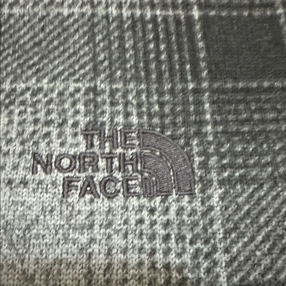 The North Face Gordon Lyons Quarter Zip Pullover